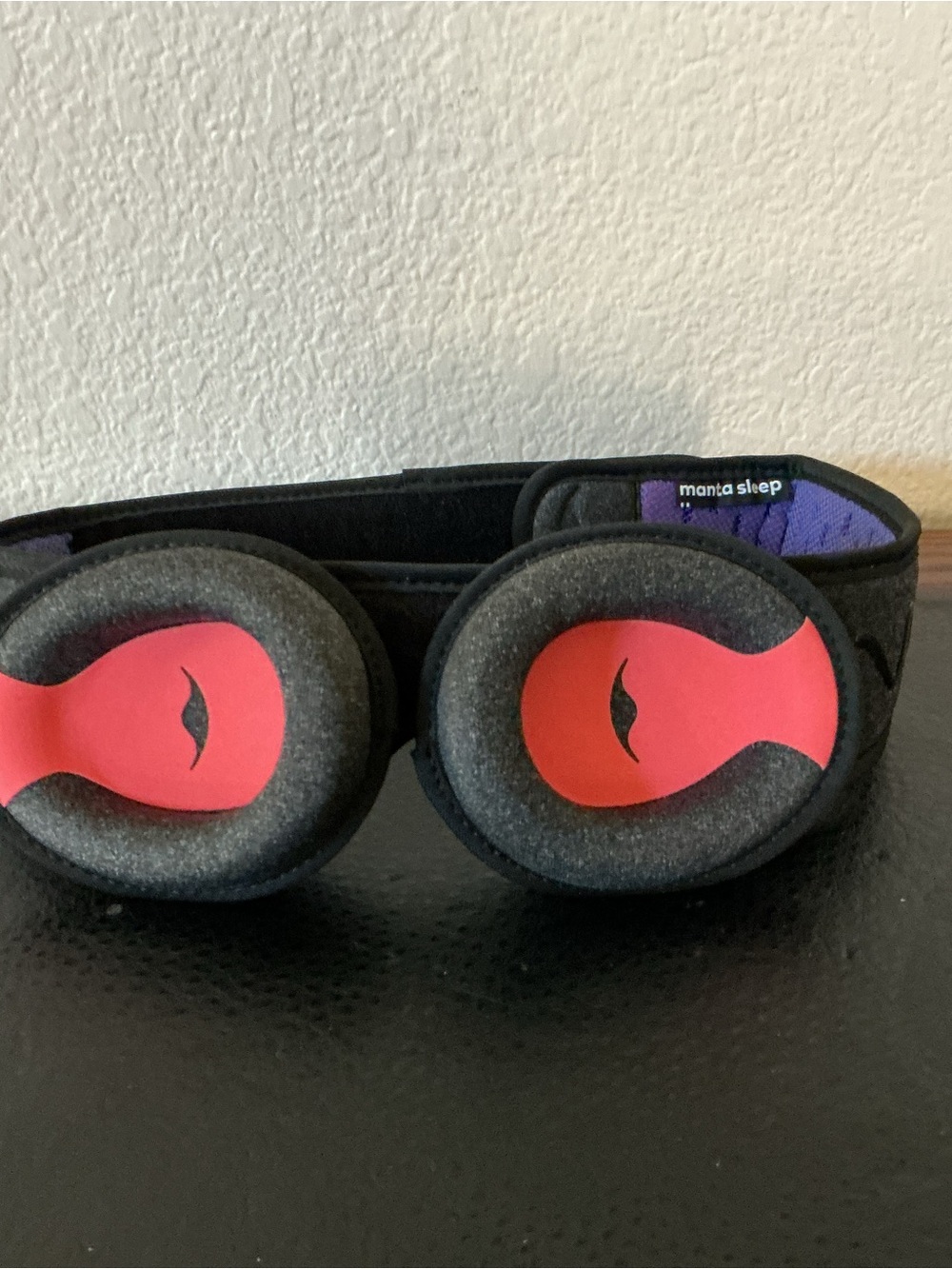 Manta Sleep Mask Pro Advanced Cooling 100% Blackout. Pre-owned. - Picture 3 of 8